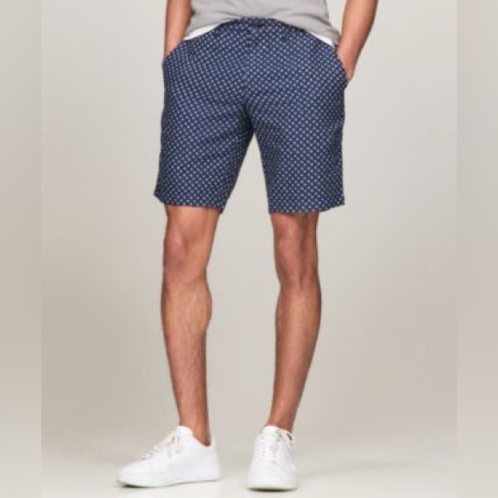Jachs New York Blue and White Flat Front Shorts